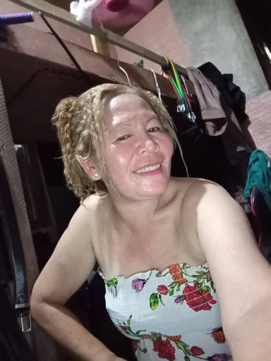 Fatima, 43