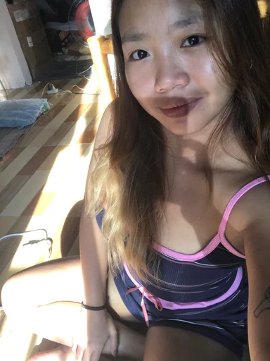 Dimple, 22
