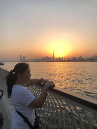 Richelle, 44