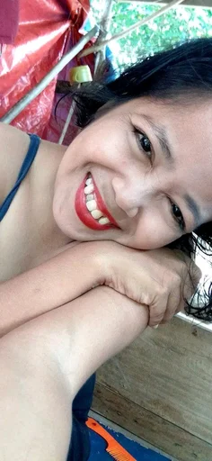 April Mae, 30