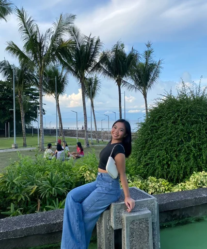 Maria, 26