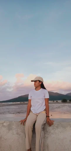Alierose, 20
