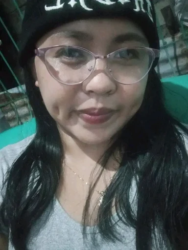 Dimple, 33