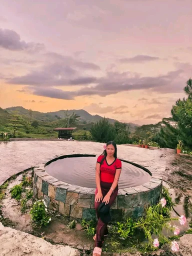 Oray Joylyn, 23