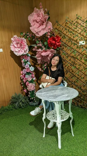 Reynalyn, 34